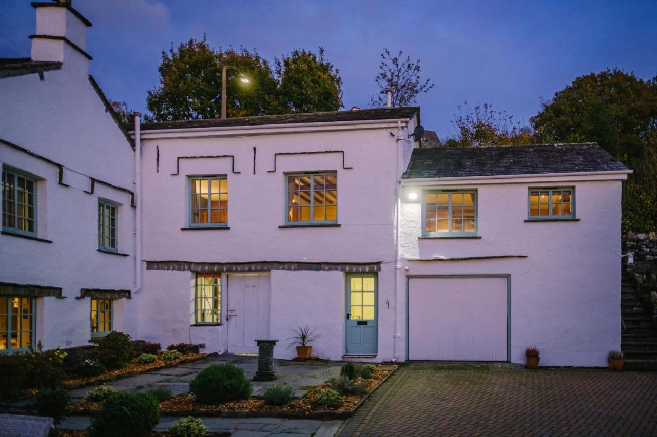 Stunning Cottage Grade 2 Listed With Parking And Hot Tub Bowness-on-Windermere Zewnętrze zdjęcie