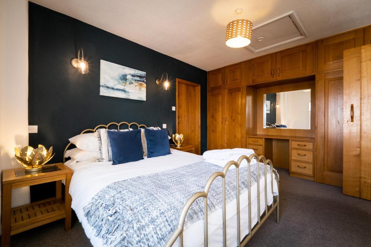 Stunning Cottage Grade 2 Listed With Parking And Hot Tub Bowness-on-Windermere Zewnętrze zdjęcie